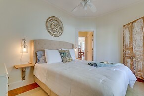 Pensacola Paradise: Furnished Deck & Gas Grill!