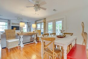 Pensacola Paradise: Furnished Deck & Gas Grill!