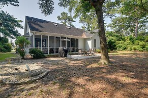 3 Blocks to Shore: North Myrtle Beach Retreat!