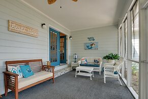 3 Blocks to Shore: North Myrtle Beach Retreat!