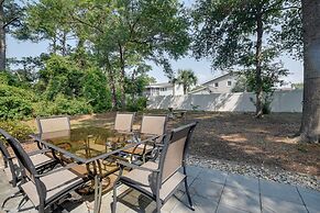3 Blocks to Shore: North Myrtle Beach Retreat!