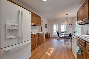 3 Blocks to Shore: North Myrtle Beach Retreat!