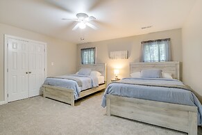 Lakefront Raleigh Retreat ~ 7 Mi to Downtown!