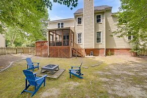 Lakefront Raleigh Retreat ~ 7 Mi to Downtown!