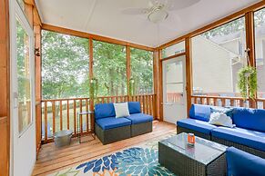 Lakefront Raleigh Retreat ~ 7 Mi to Downtown!