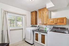 Charming Utah Getaway w/ Fire Pit & Furnished Deck