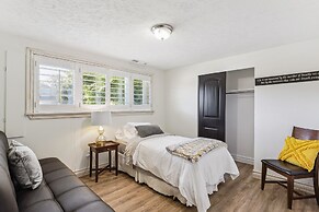 Charming Utah Getaway w/ Fire Pit & Furnished Deck