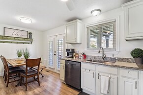 Charming Utah Getaway w/ Fire Pit & Furnished Deck