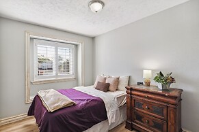 Charming Utah Getaway w/ Fire Pit & Furnished Deck