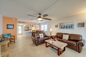 Key Largo Getaway w/ Bay Views + Pool Access!