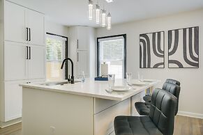 Modern Raleigh Vacation Rental ~ 3 Mi to Downtown!