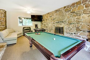 Waterfront Haven w/ Deck on Monkey Island!