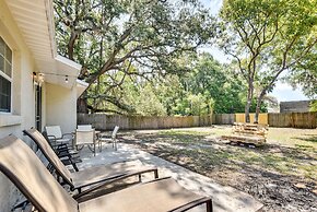 Family Home in Longwood: Private Yard & Fire Pit!