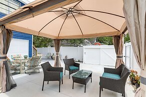 Florida Vacation Rental w/ Patio & Outdoor Kitchen