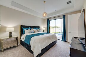 Upscale Davenport Home w/ Pool: 8 Mi to Disney!