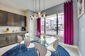 Upscale Davenport Home w/ Pool: 8 Mi to Disney!