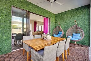 Upscale Davenport Home w/ Pool: 8 Mi to Disney!