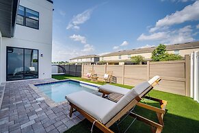 Upscale Davenport Home w/ Pool: 8 Mi to Disney!