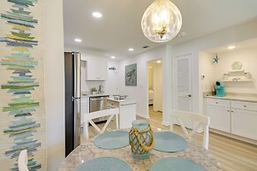 Condo on Beach w/ Balcony in Gulf Shores!