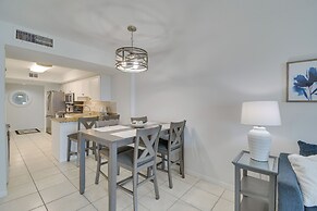 Beachfront Condo in Gulf Shores w/ Pool Access!