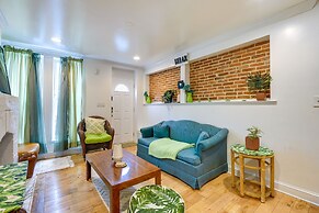 Quirky Baltimore Townhome ~ 2 Mi to Inner Harbor