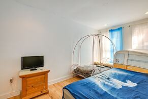 Quirky Baltimore Townhome ~ 2 Mi to Inner Harbor