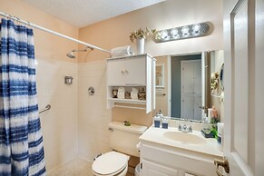 Near Busch Gardens: Sunny Florida Retreat w/ Pool!