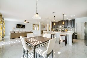 Bright Davenport Home ~ 11 Mi to Disney!