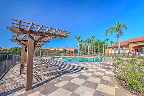 Bright Florida Escape w/ Pool, Near Disney World!