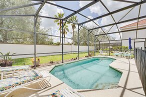 Bright Florida Escape w/ Pool, Near Disney World!
