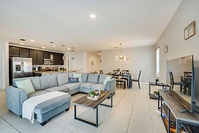 ~ 10 Mi to Animal Kingdom: Davenport Family Home