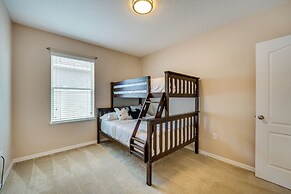 ~ 10 Mi to Animal Kingdom: Davenport Family Home