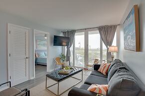 Beachfront Gulf Shores Condo w/ Community Pool!