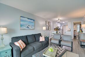 Beachfront Gulf Shores Condo w/ Community Pool!