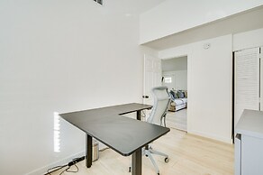 Palm Harbor Paradise w/ Community Pool!