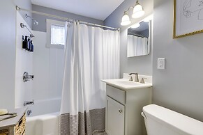 Cozy Springfield Vacation Rental Near Downtown