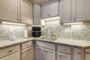 Cozy Springfield Vacation Rental Near Downtown