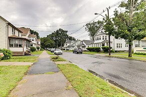 Cozy Springfield Vacation Rental Near Downtown