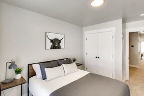 Garden City Townhome, Close to Parks + Downtown!