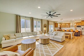 Spacious Utah Home w/ Hot Tub < 1 Mi to Bear Lake!