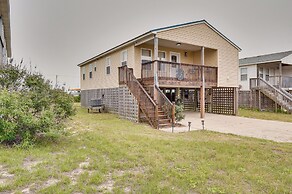 Nags Head Vacation Rental w/ Hot Tub: Near Beach!