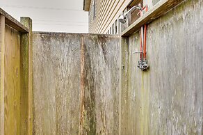 Nags Head Vacation Rental w/ Hot Tub: Near Beach!