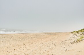 Nags Head Vacation Rental w/ Hot Tub: Near Beach!