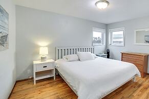 Seaside Vacation Rental w/ Patio Near Monterey Bay