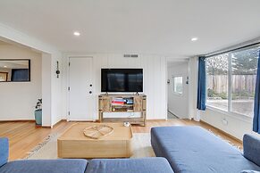 Seaside Vacation Rental w/ Patio Near Monterey Bay