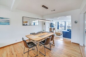 Seaside Vacation Rental w/ Patio Near Monterey Bay