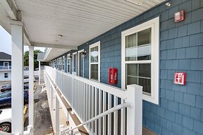 Community Pool Access: Rehoboth Beach Unit!
