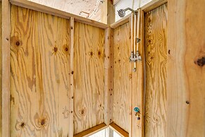 Sunny Corolla Home: Walk to Beach!