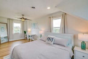 Sunny Corolla Home: Walk to Beach!