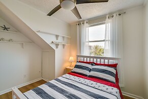 Sunny Corolla Home: Walk to Beach!